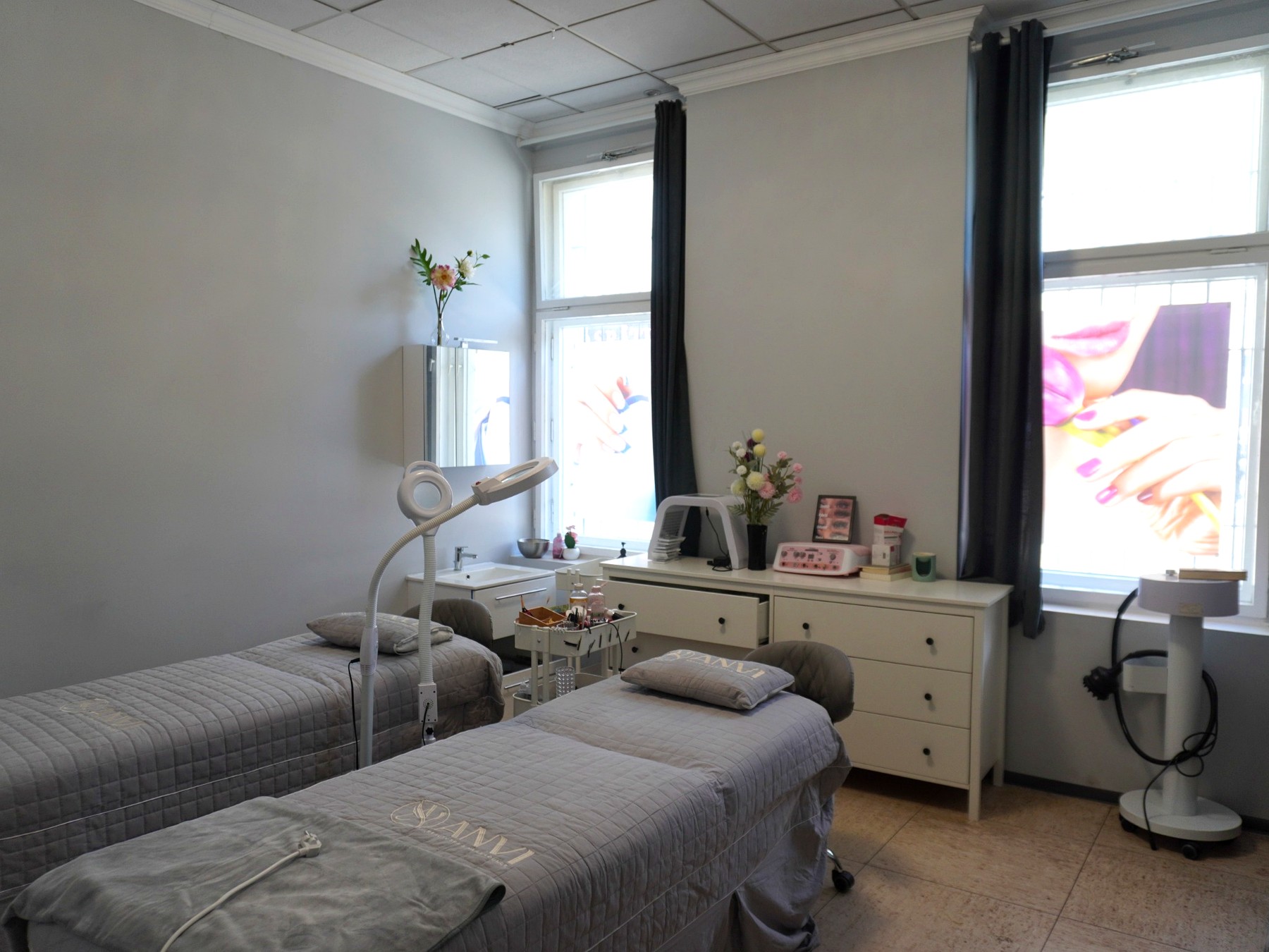 Massage und Behandlungsraum bei ANVI Beauty