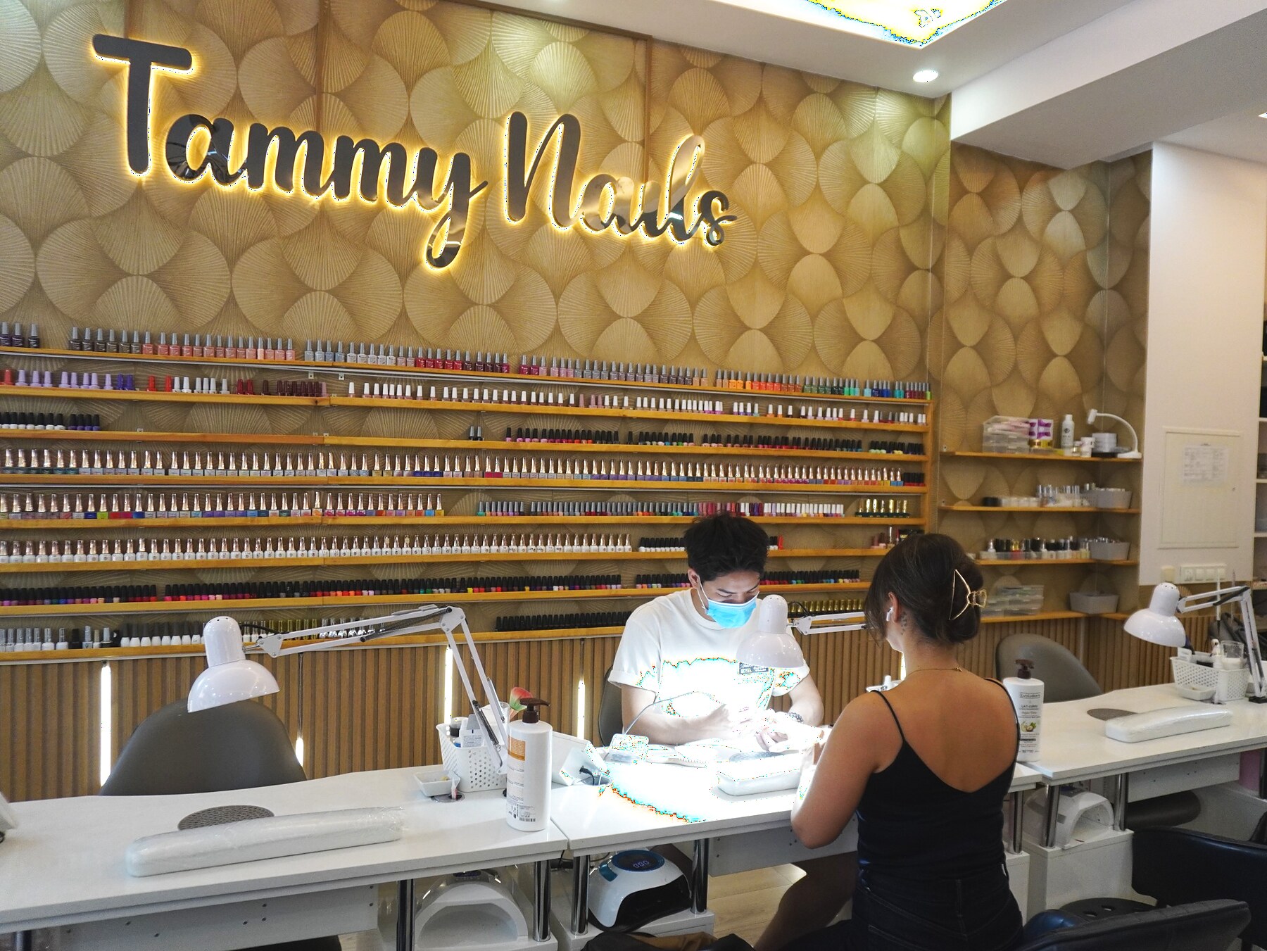 Auffüllen im Tammy Nails Studio